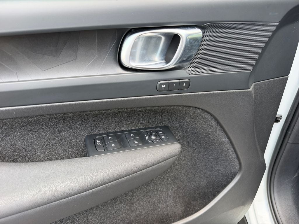 2023 Volvo C40 Recharge Pure Electric Twin Core