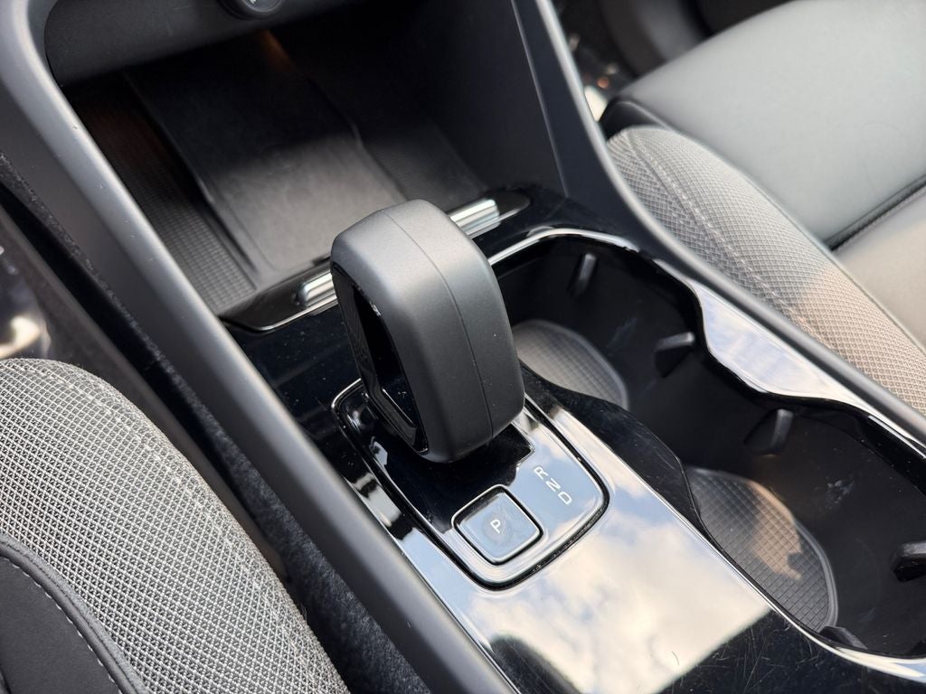 2023 Volvo C40 Recharge Pure Electric Twin Core