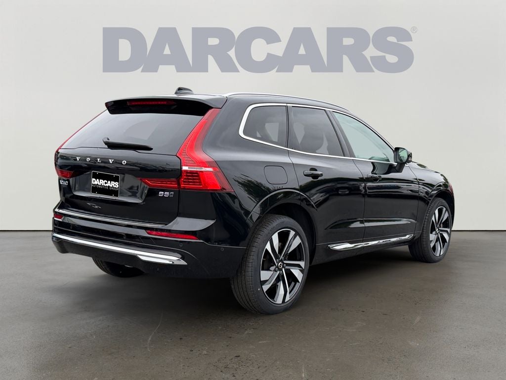 2023 Volvo XC60 B5 Plus Bright Theme