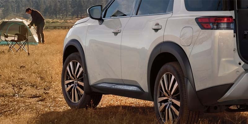 2024 Nissan Pathfinder Side Profile and Wheels Rockville, MD